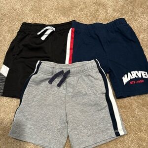 Bundle of 3 4T shorts